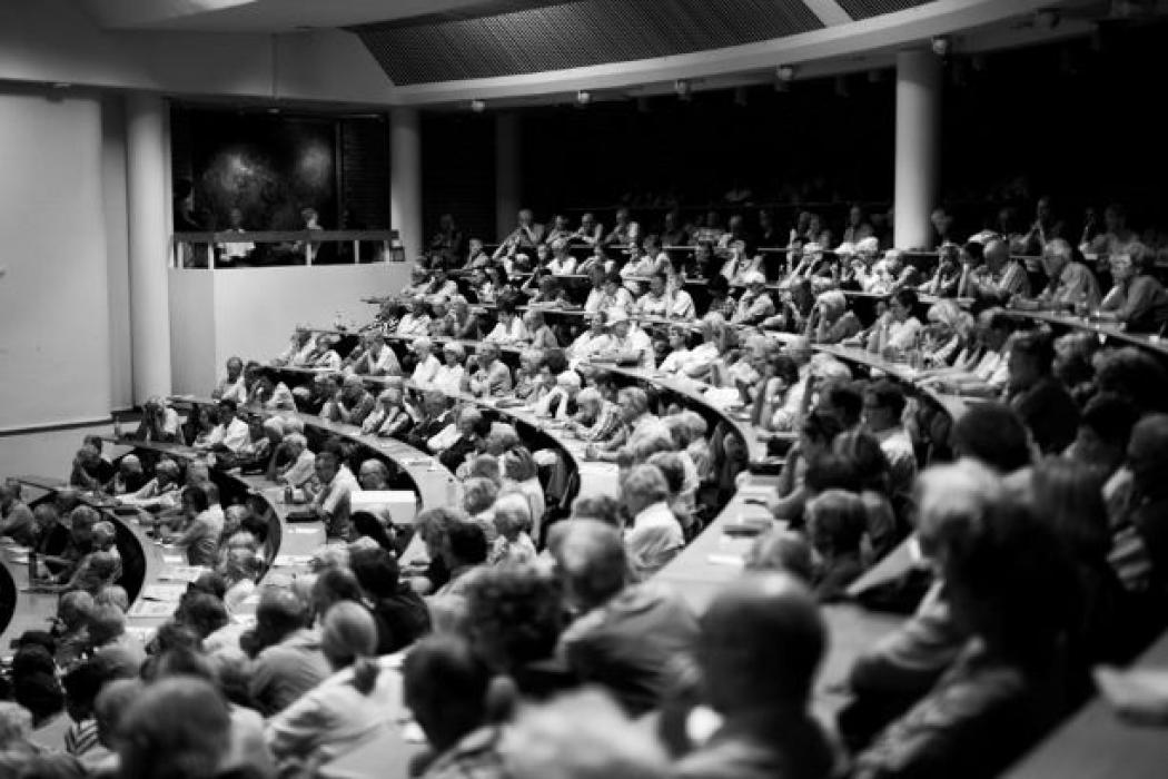 packed lecture theatre